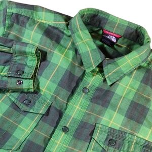 The North Face Green Plaid Pearl Snap Flannel Men's Size Large Button Up Outdoor